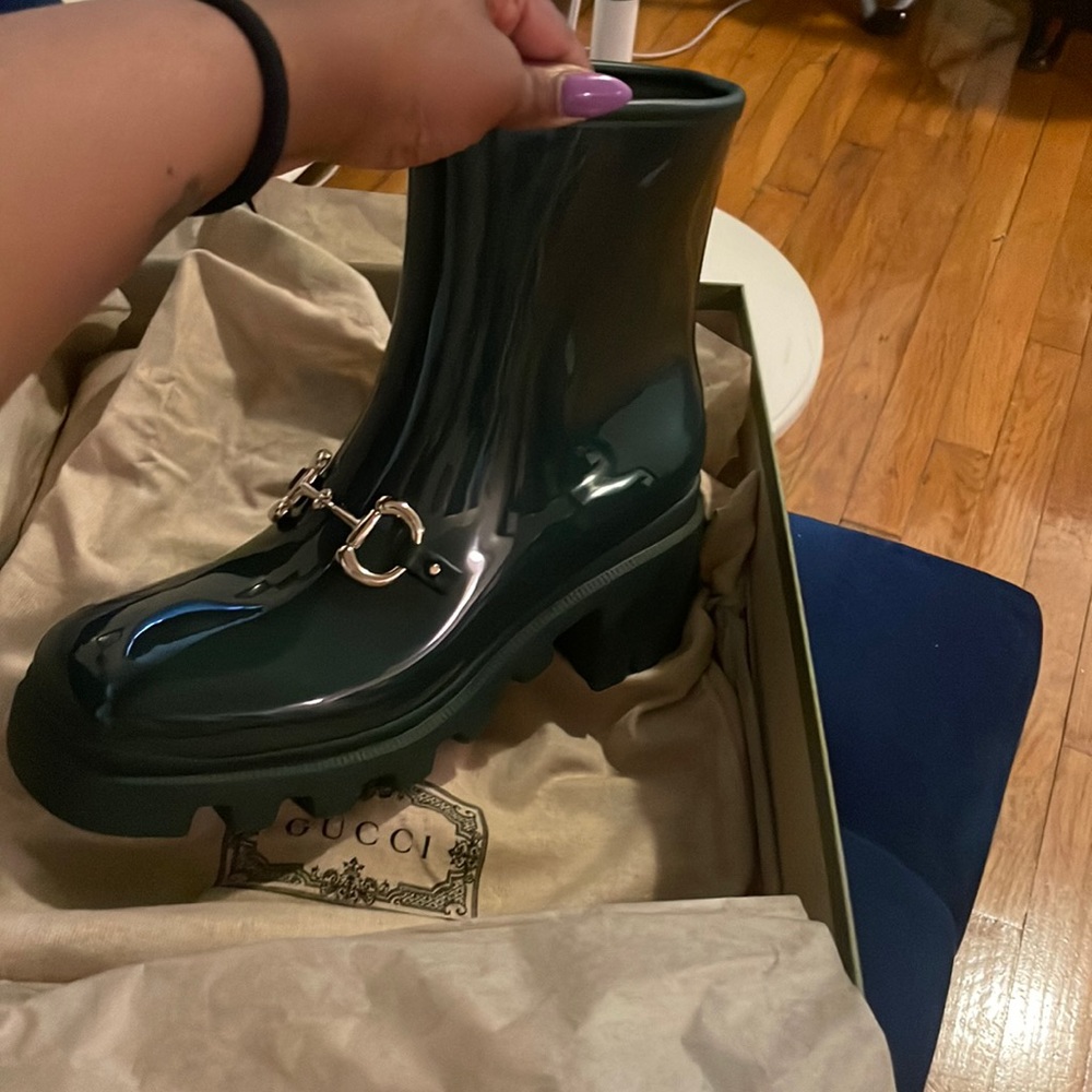 Brand new gucci boots